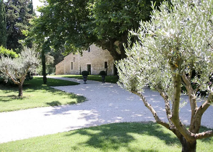 Mas Château Blanc Guest House Avignon